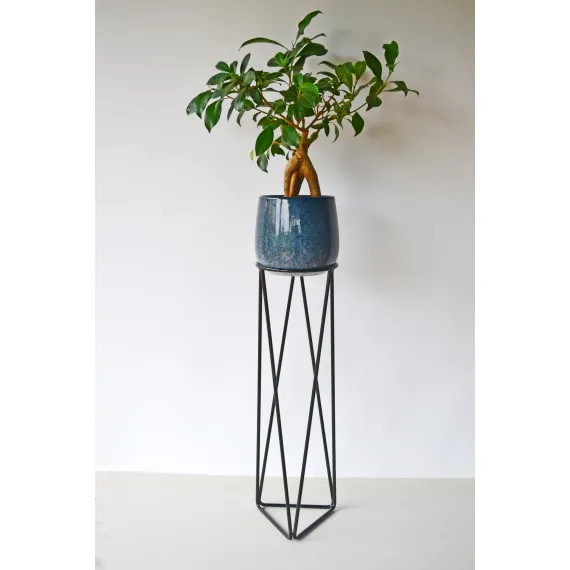 triangle plant stand