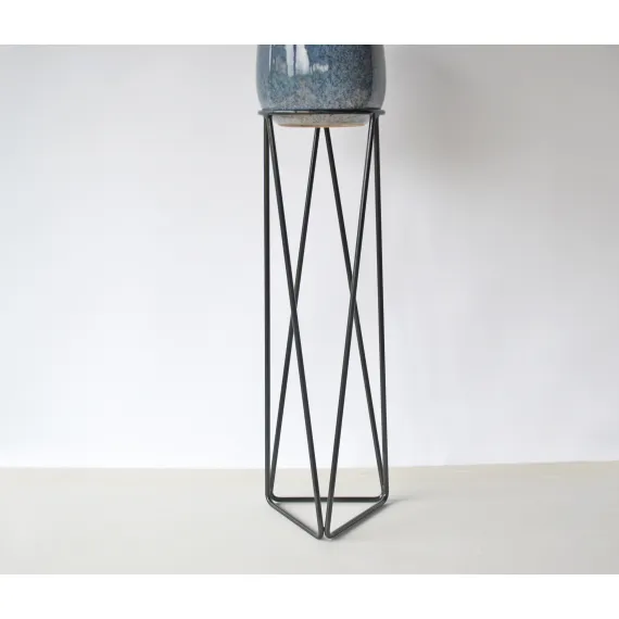 triangle plant stand